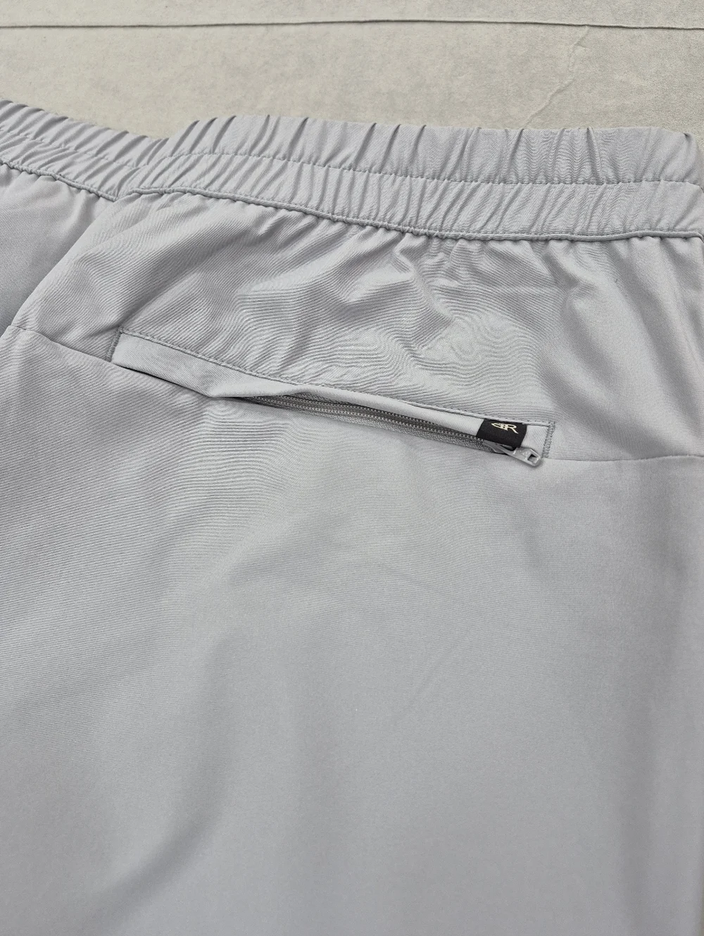 Banana Republic Motion Tech Hybrid Pant men's 34 Quarry gray stretch polyester - Picture 4 of 13